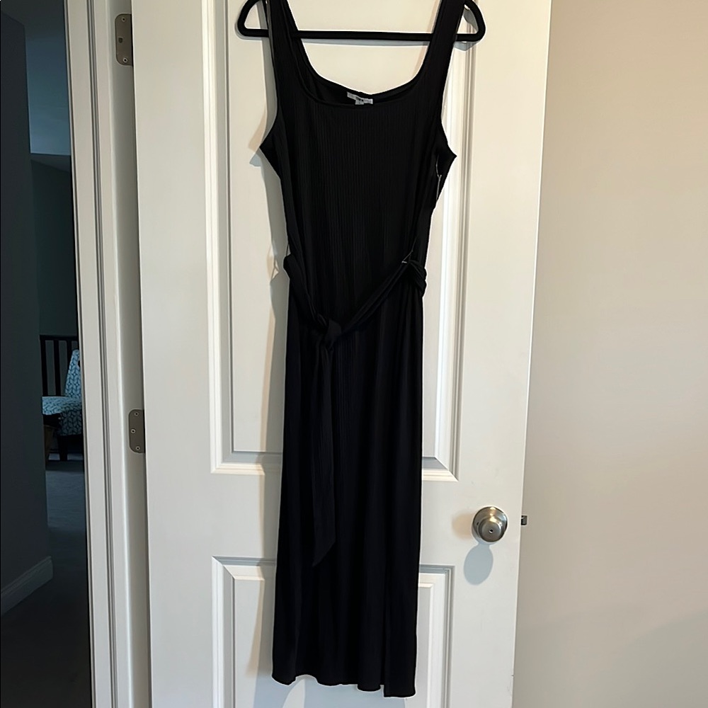 Large Square Neck Black Sleeveless Dress